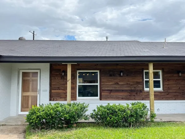 $2,500 | 3522 Rosedale Street, Houston, TX 77004