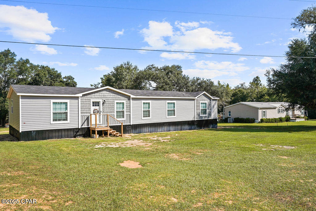 1215 Shores Road Alford, FL 32420 - Photo 37 of 45