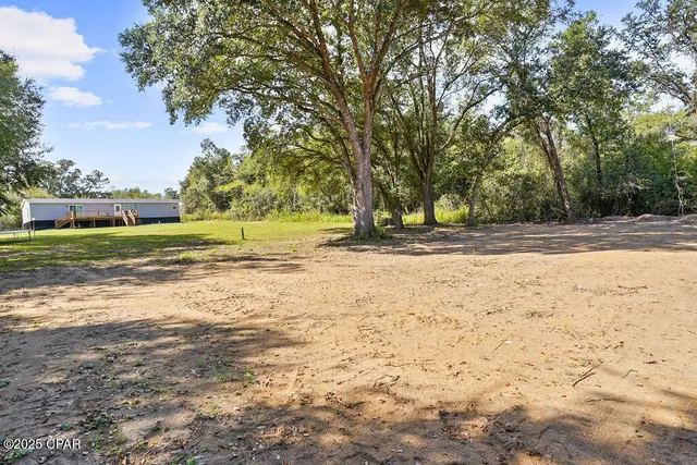 $294,500 | 1215 Shores Road, Alford, FL 32420