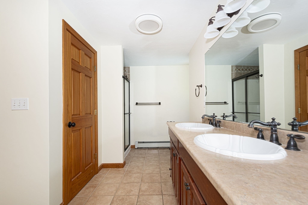 12 Ridge Road Shrewsbury, MA 01545 - Photo 30 of 42
