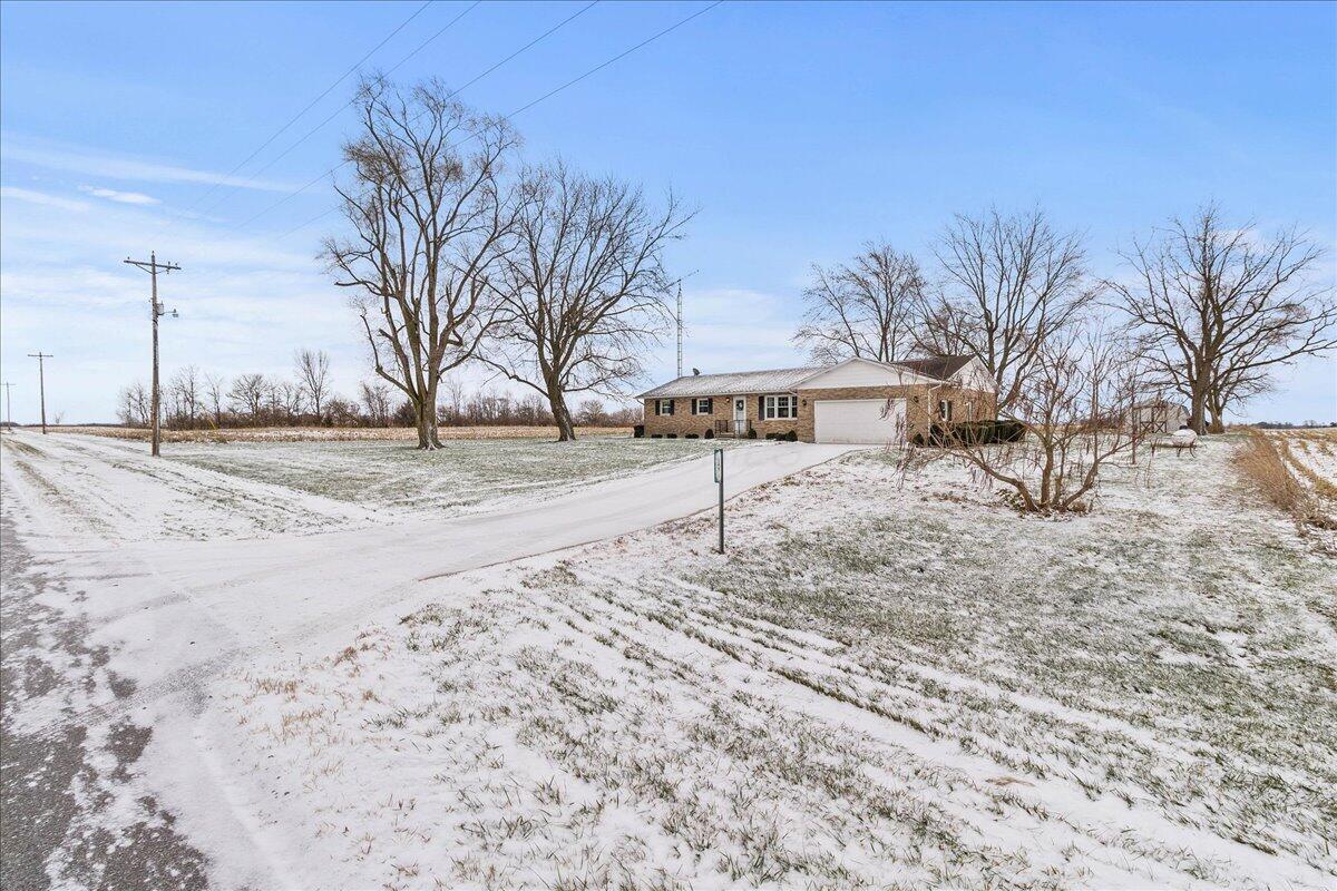 25376 Fairmount Road Waynesfield, OH 45896 - Photo 4 of 39 04-IMG_3940