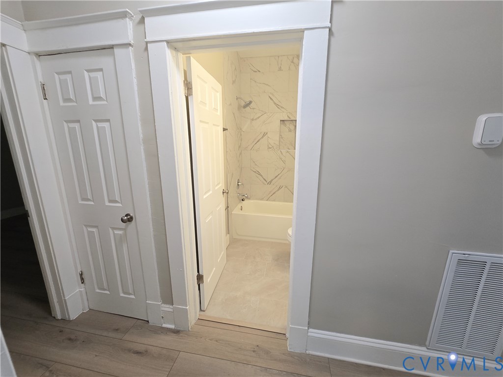 2102 5th Avenue Richmond, VA 23222 - Photo 16 of 21 Linen closet on the left