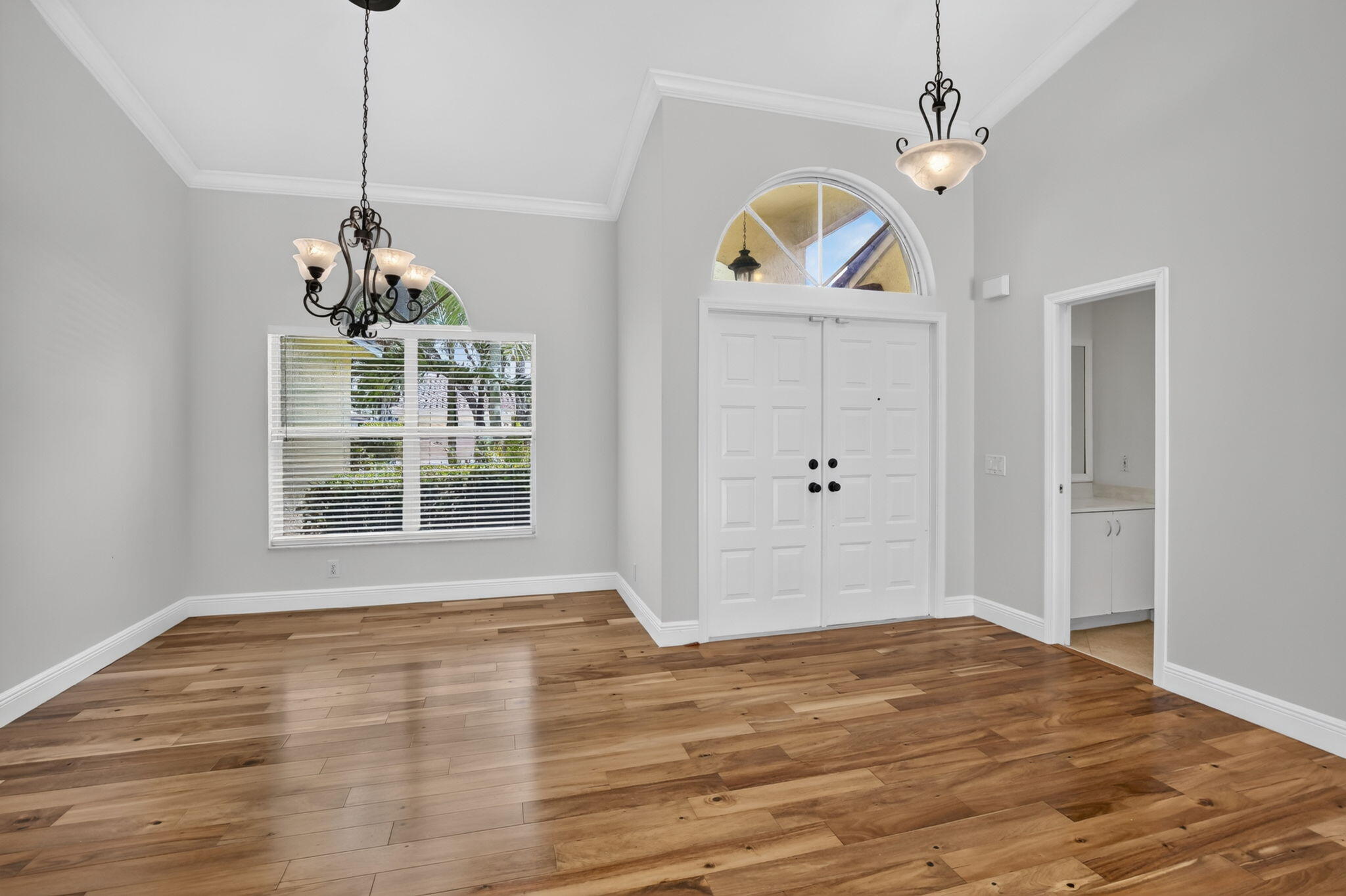 1959 Water Ridge Drive Weston, FL 33326 - Photo 9 of 58 12-web-or-mls-_A7A6550