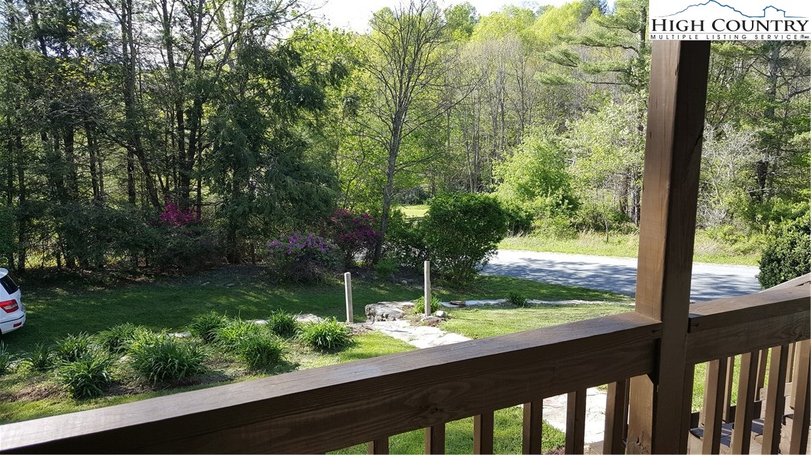 236 Holloway Mtn Road Boone, NC 28607 - Photo 3 of 29 Gallery Image 3