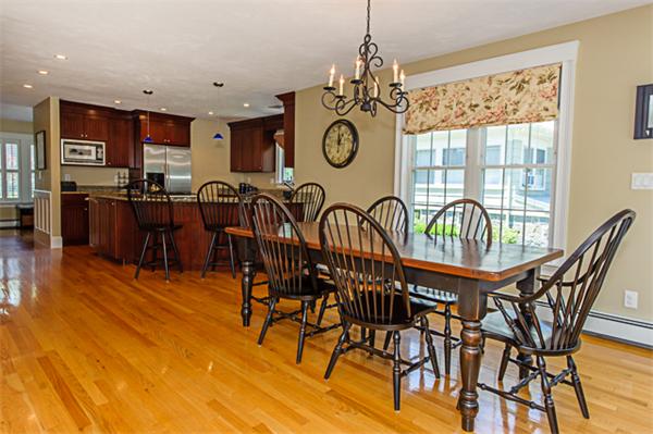 67 Hawthorn Road Braintree, MA 02184 - Photo 4 of 27 Gallery Image 4