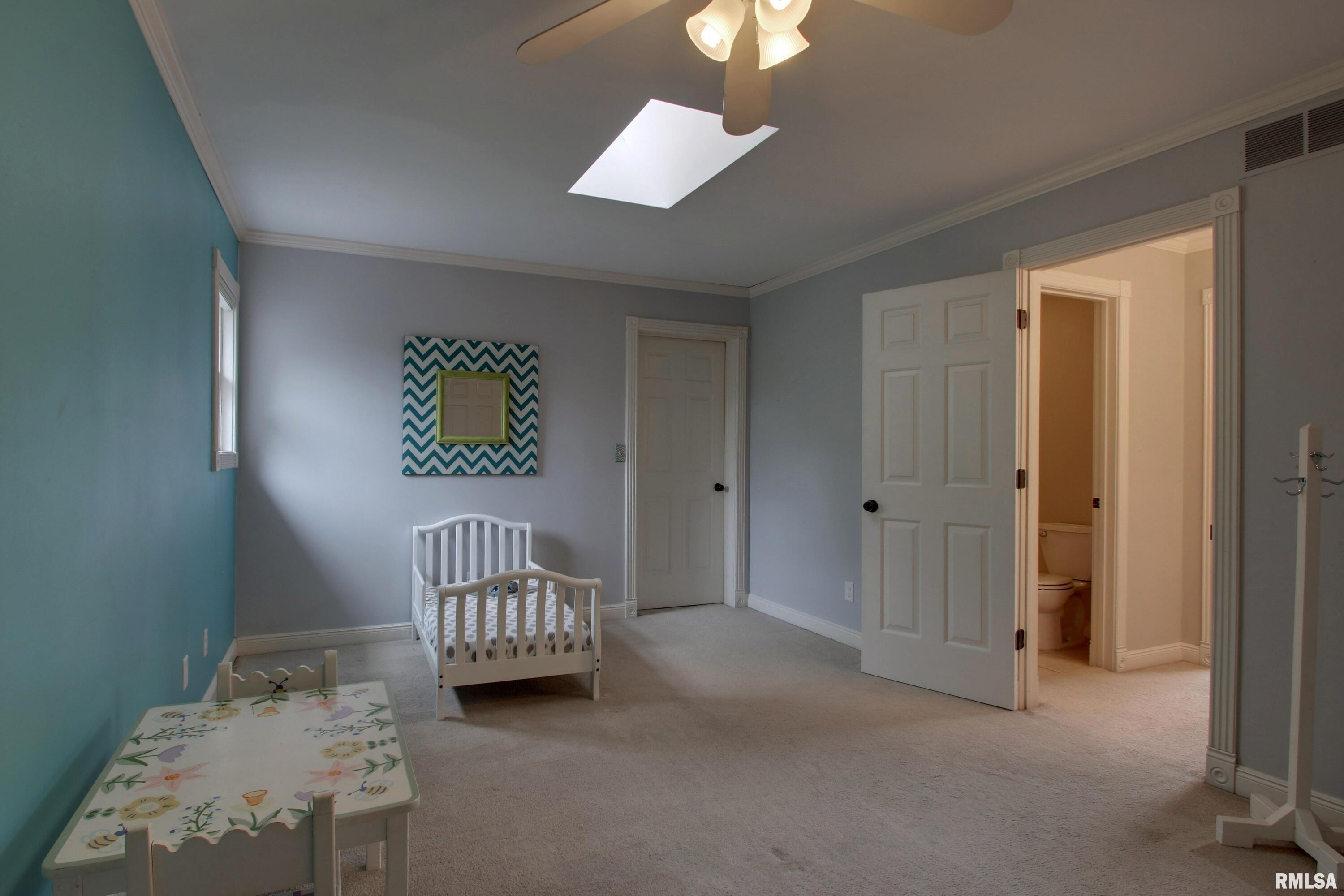 1031 Evangeline Road East Quincy, IL 62301 - Photo 18 of 37 Gallery Image 18