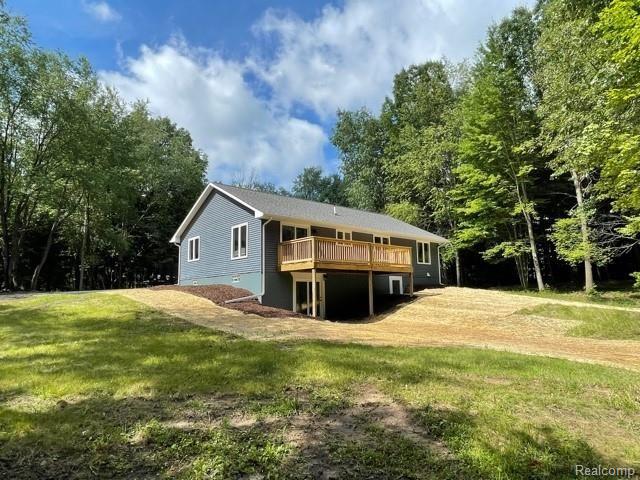 7045 Colonial Way Howell, MI 48855 - Photo 2 of 17 IMG_5938.jpg