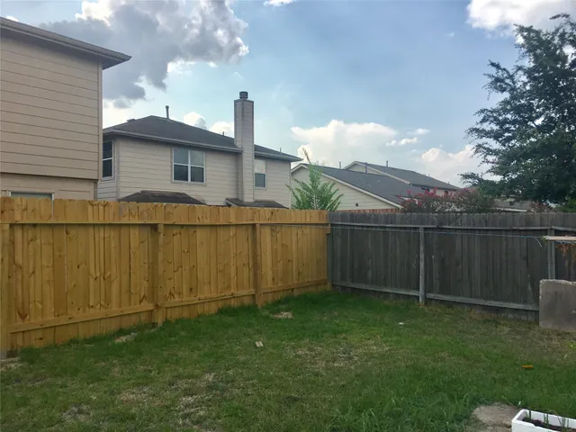 $1,750 | 5707 Highbury Court, Houston, TX 77084