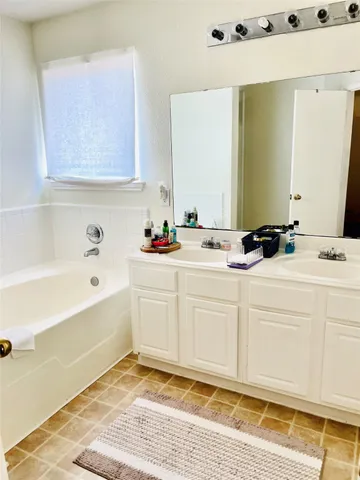 $1,750 | 5707 Highbury Court, Houston, TX 77084