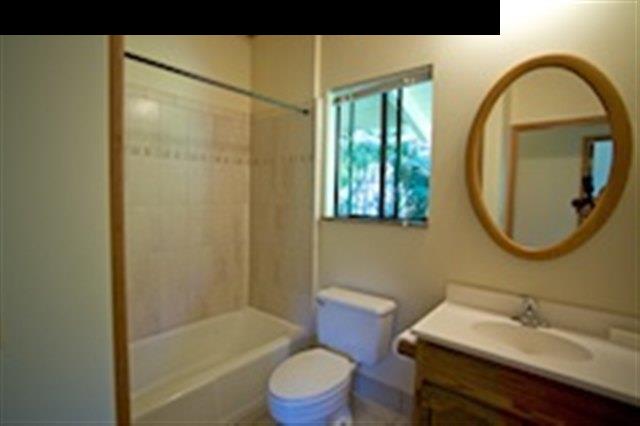 16 Hea'aula Haiku, HI 96708 - Photo 16 of 30 a bathroom with a sink toilet and a mirror