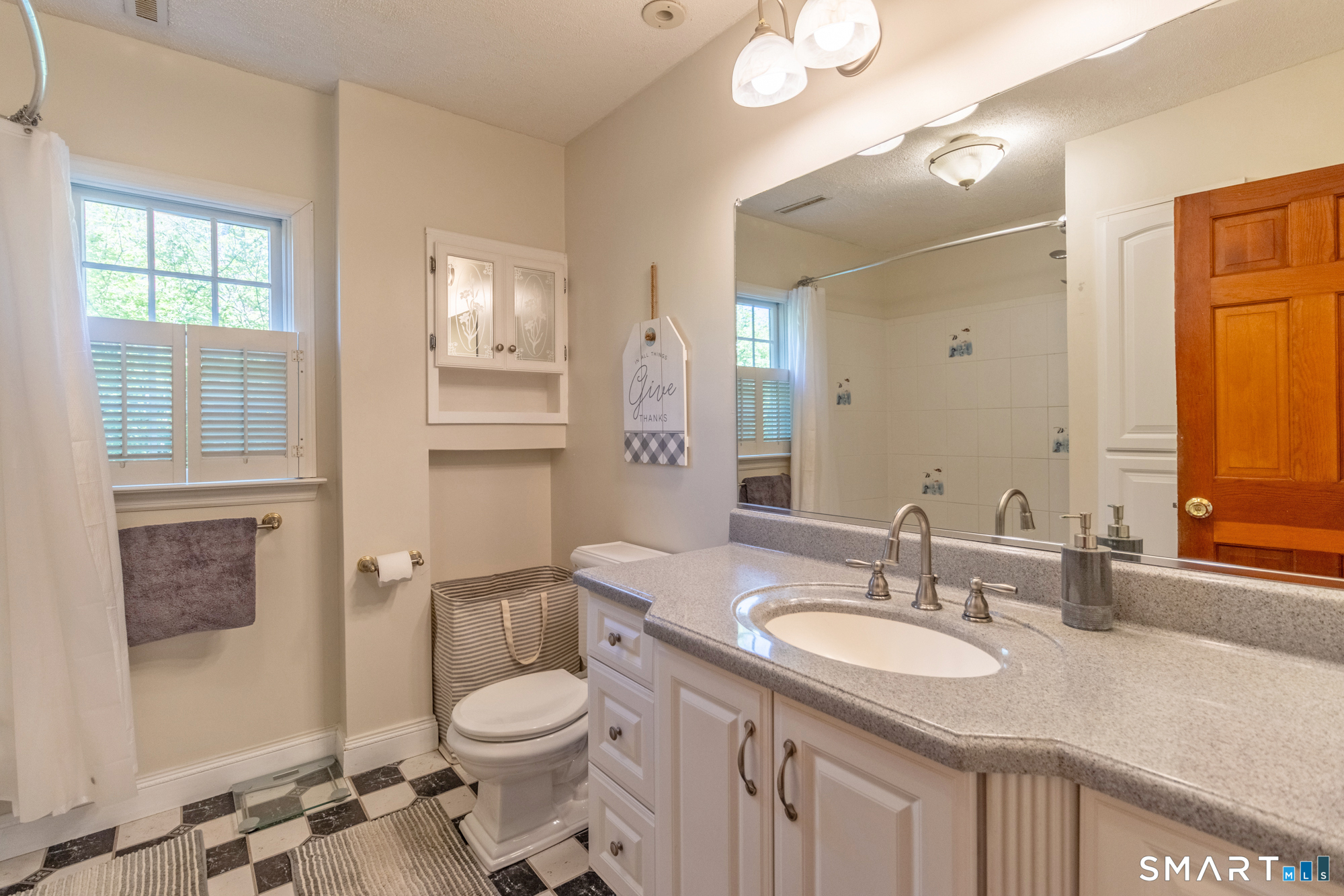 36 Jones Hollow Road Marlborough, CT 06447 - Photo 18 of 40