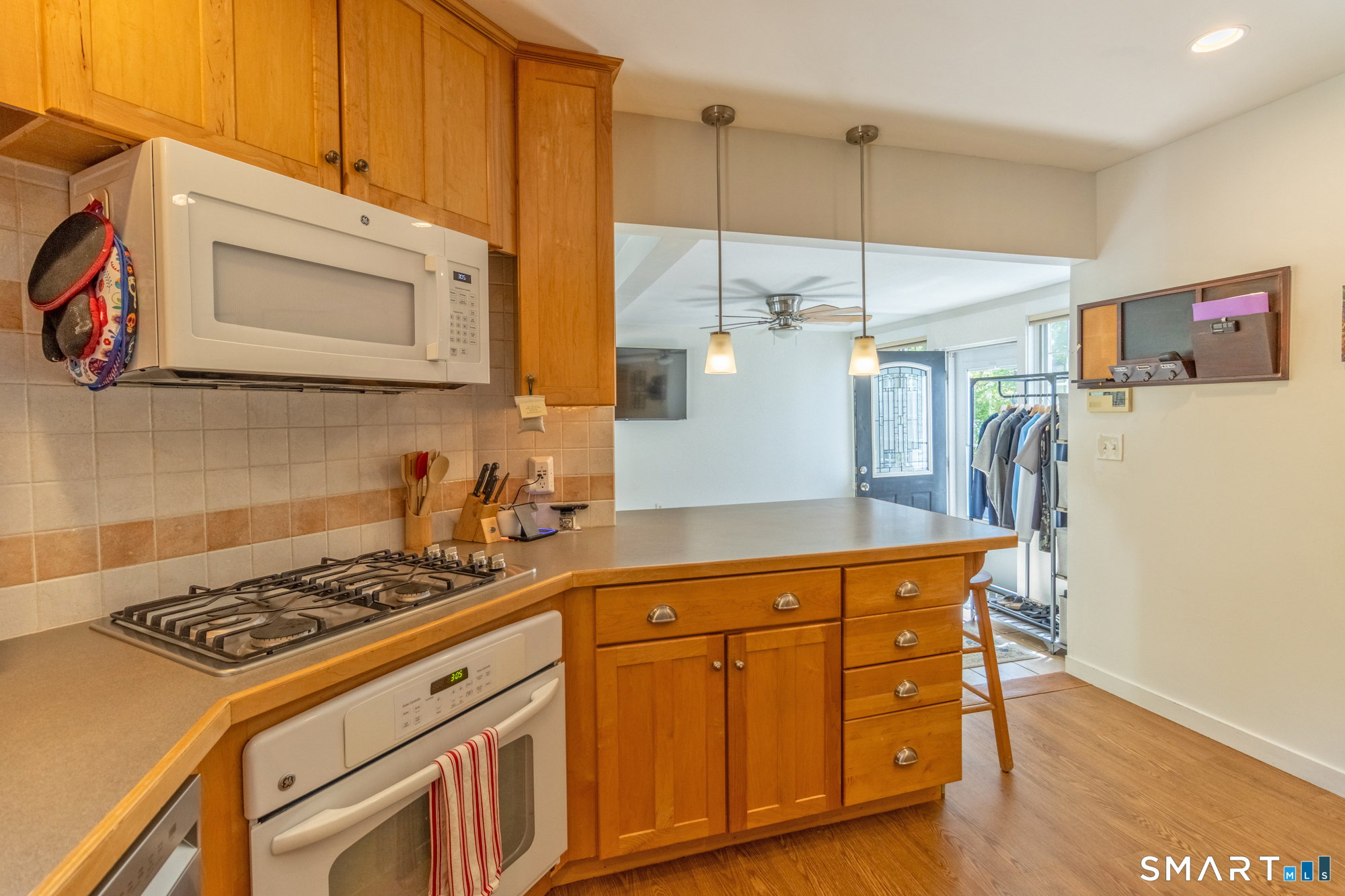 36 Jones Hollow Road Marlborough, CT 06447 - Photo 6 of 40