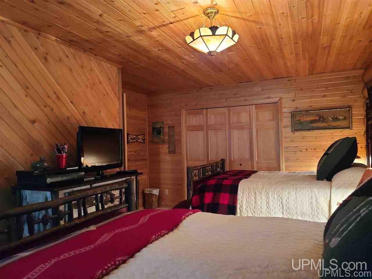 5491 North Foster City Road Vulcan, MI 49892 - Photo 21 of 41 Gallery Image 21
