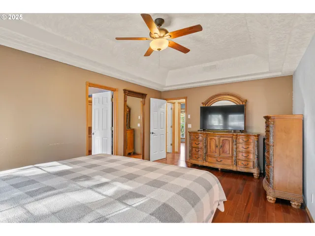 $699,500 | 1399 Twin Hills Road Southeast, Jefferson, OR 97352