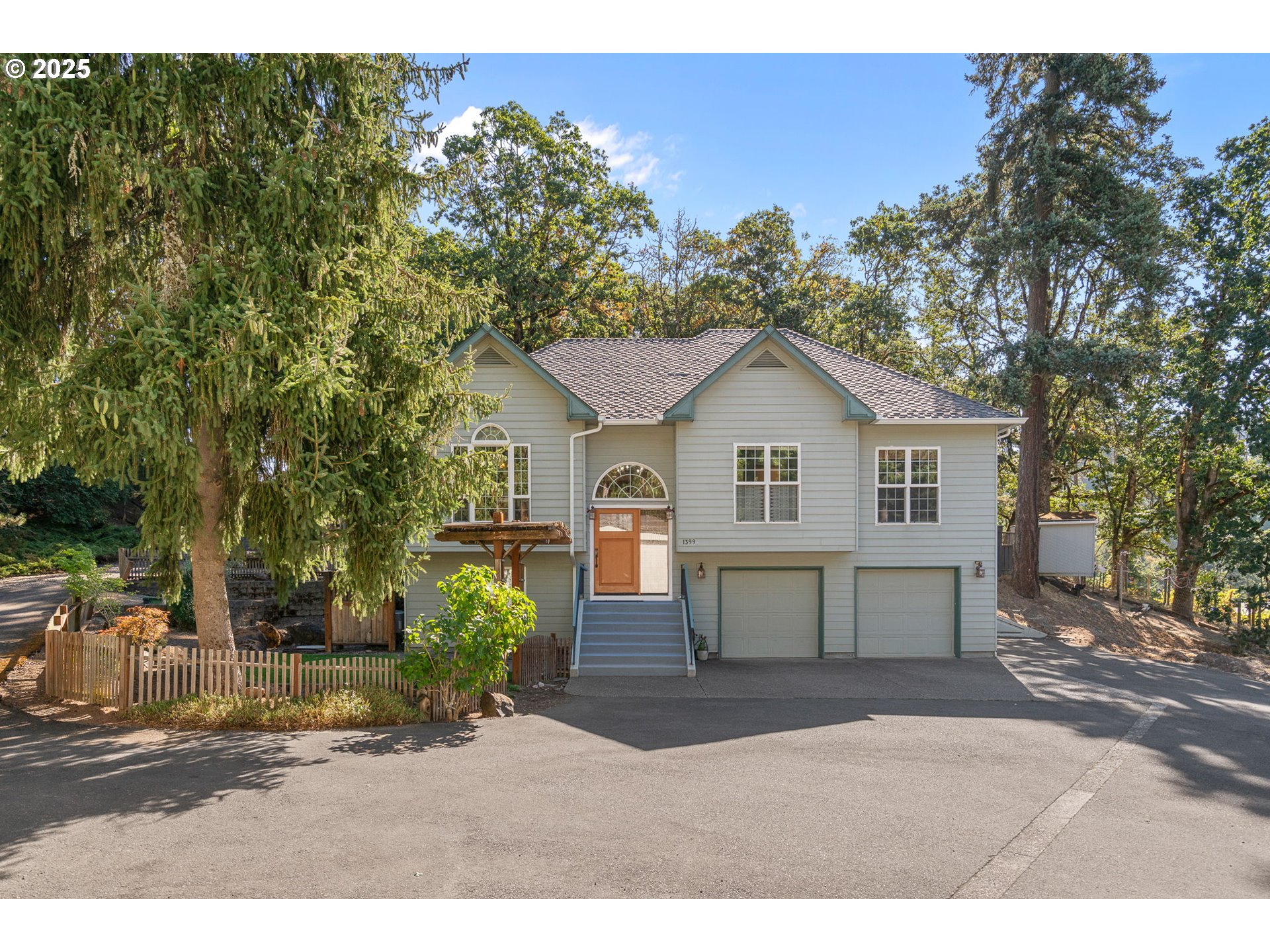 1399 Twin Hills Road Southeast Jefferson, OR 97352 - Photo 2 of 46