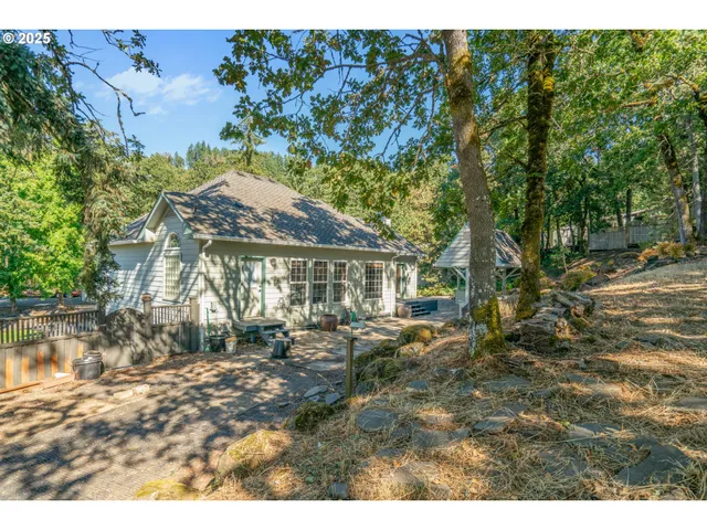 $699,500 | 1399 Twin Hills Road Southeast, Jefferson, OR 97352
