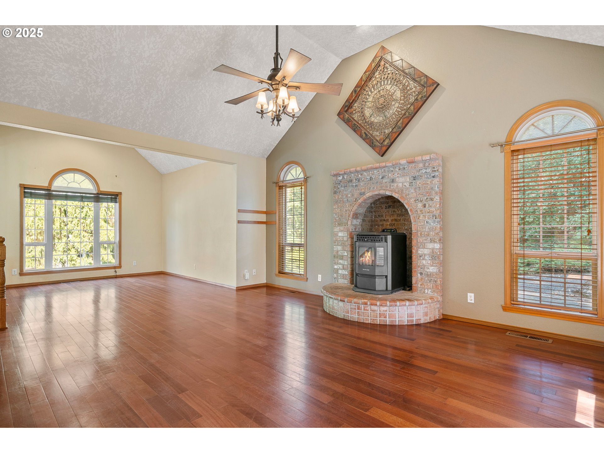 1399 Twin Hills Road Southeast Jefferson, OR 97352 - Photo 5 of 46