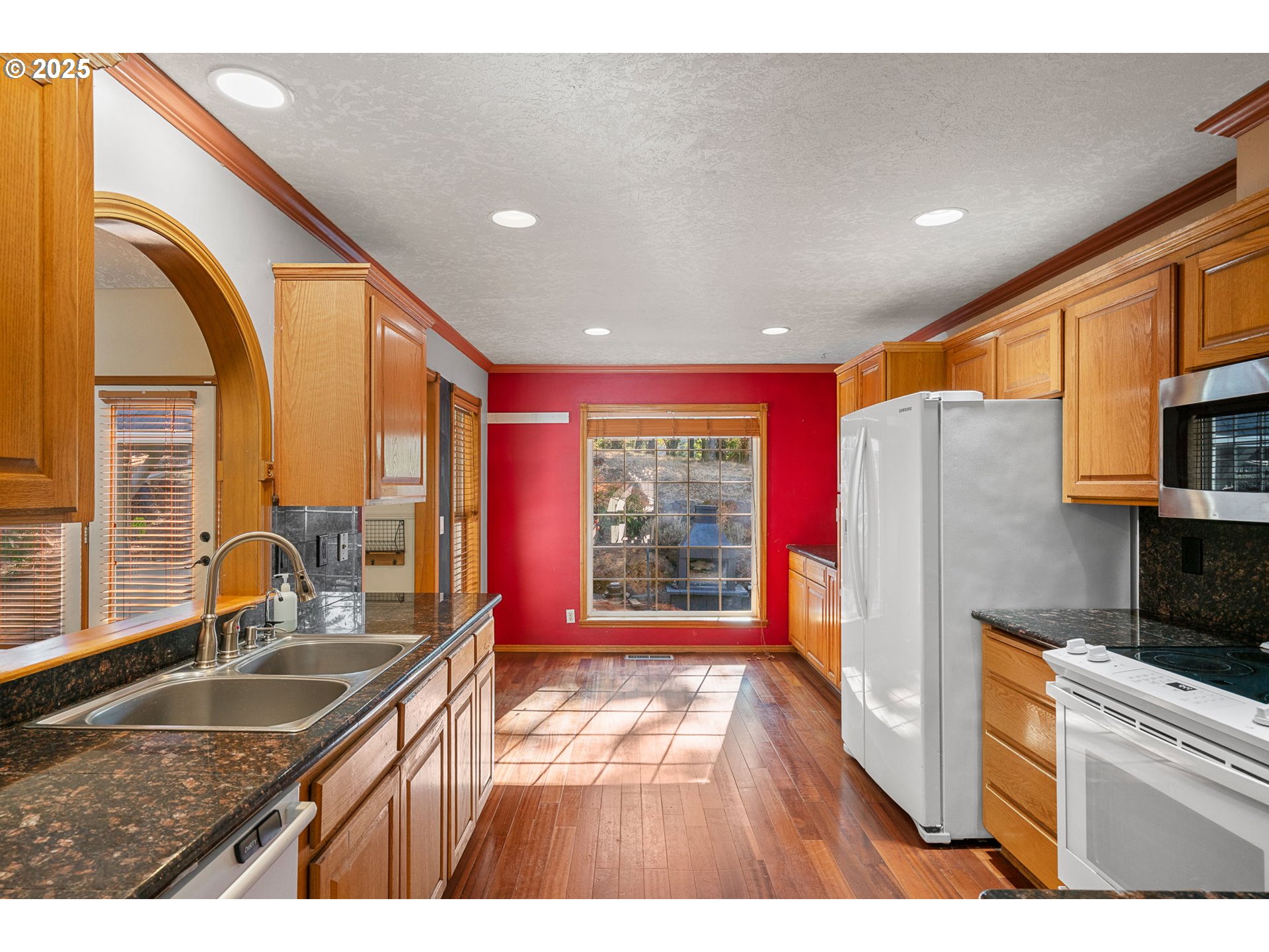 1399 Twin Hills Road Southeast Jefferson, OR 97352 - Photo 10 of 46