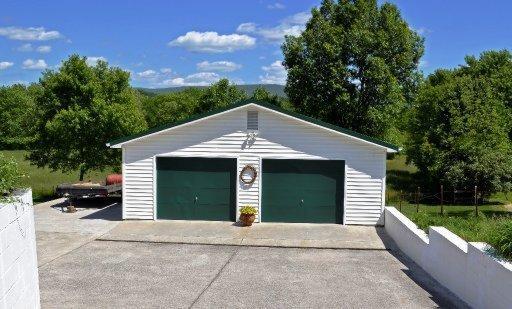 2746 Barkshed Road Maryville, TN 37803 - Photo 30 of 33 30
