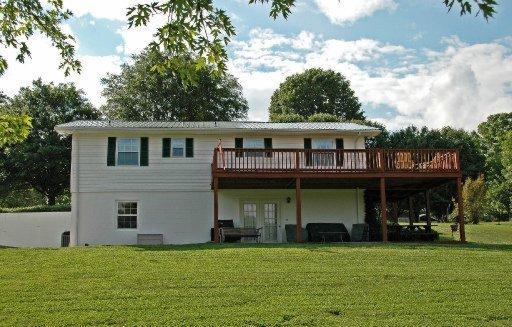 2746 Barkshed Road Maryville, TN 37803 - Photo 4 of 33 04