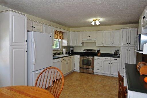 2746 Barkshed Road Maryville, TN 37803 - Photo 10 of 33 10