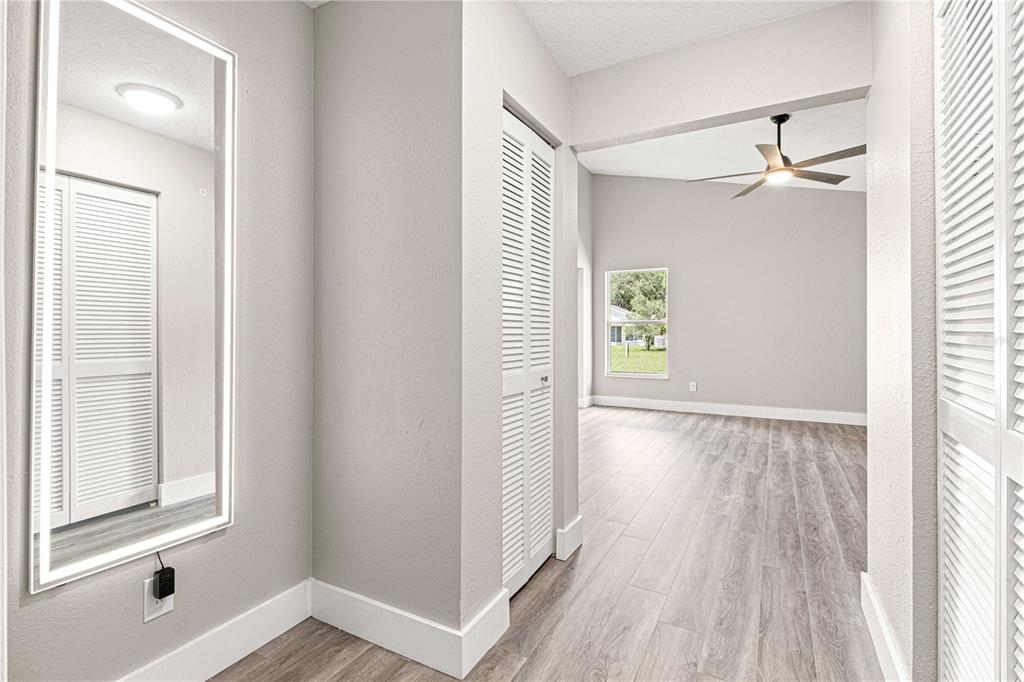9270 Southwest 92nd Place Road Ocala, FL 34481 - Photo 13 of 32