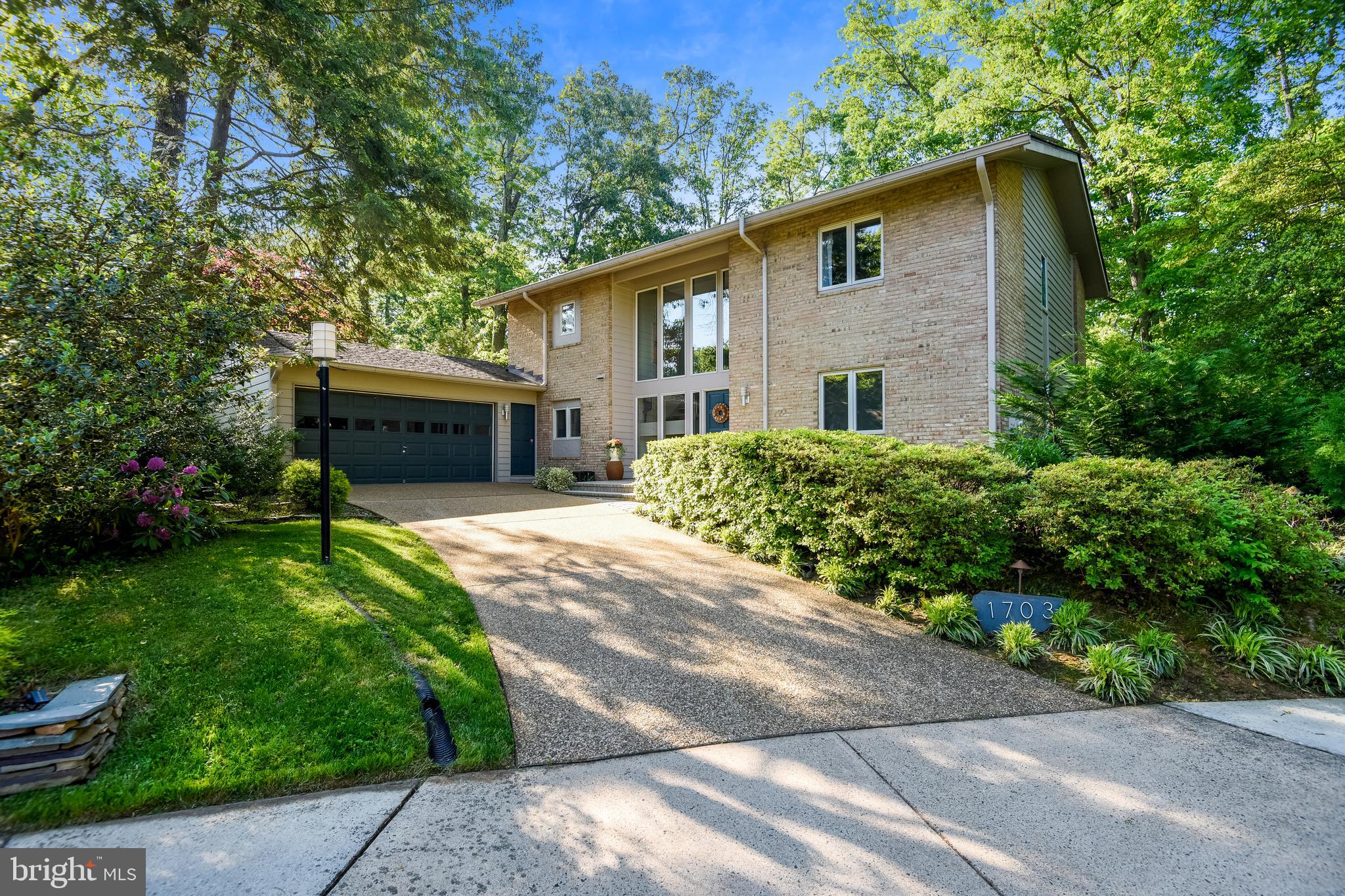 1703 Red Oak Circle Reston, VA 20190 - Photo 43 of 43 Gallery Image 43