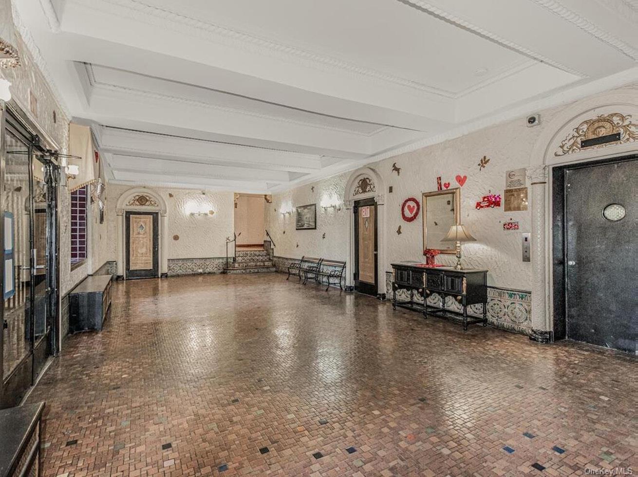 156-08 Riverside Drive West, Unit 3H Manhattan, NY 10032 - Photo 10 of 12