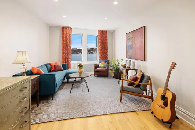 $1,025,000 | 156-08 Riverside Drive West, Unit 3H | Washington Heights