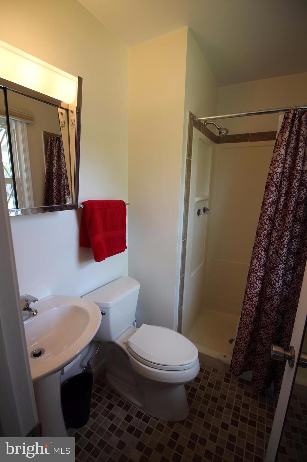 9708 Botsford Road Manassas, VA 20109 - Photo 14 of 30 3 Full Baths - 2 Main Level, 1 Lower Level)
