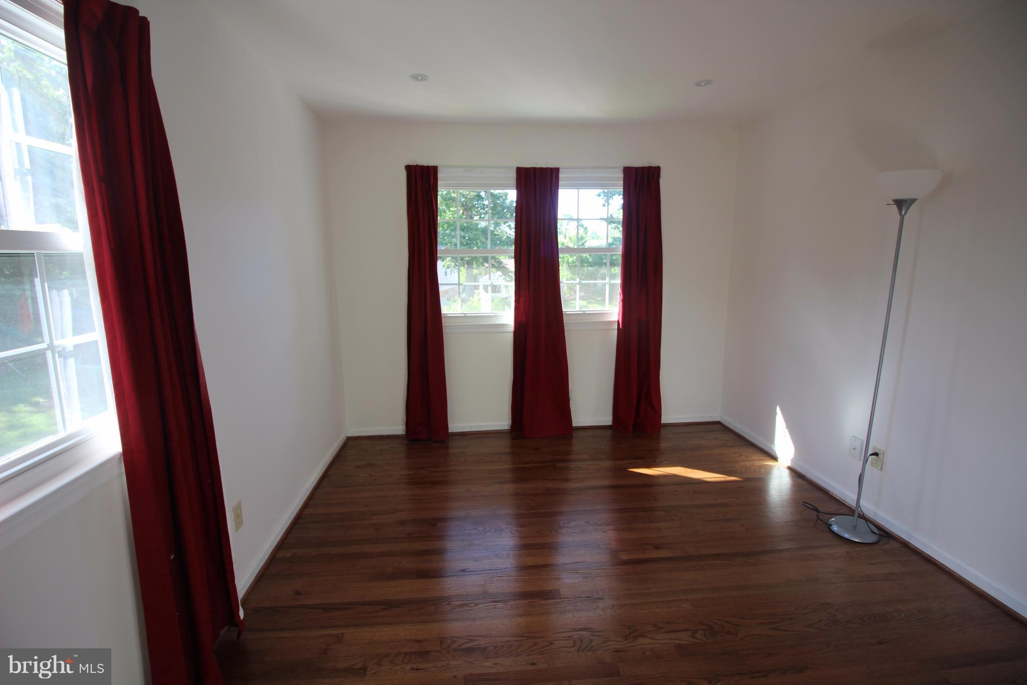 9708 Botsford Road Manassas, VA 20109 - Photo 16 of 30 Bedroom #2