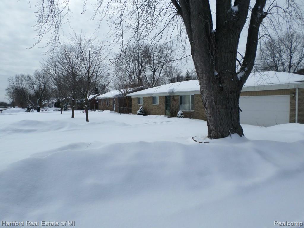 22135 Tuck Road Farmington, MI 48336 - Photo 12 of 20 Neighborhood