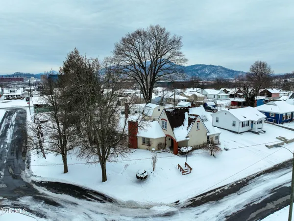 $329,000 | 818 Federal Street, Kingsport, TN 37664