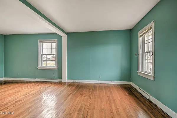 $329,000 | 818 Federal Street, Kingsport, TN 37664