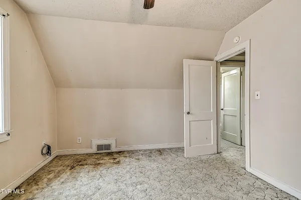 $329,000 | 818 Federal Street, Kingsport, TN 37664