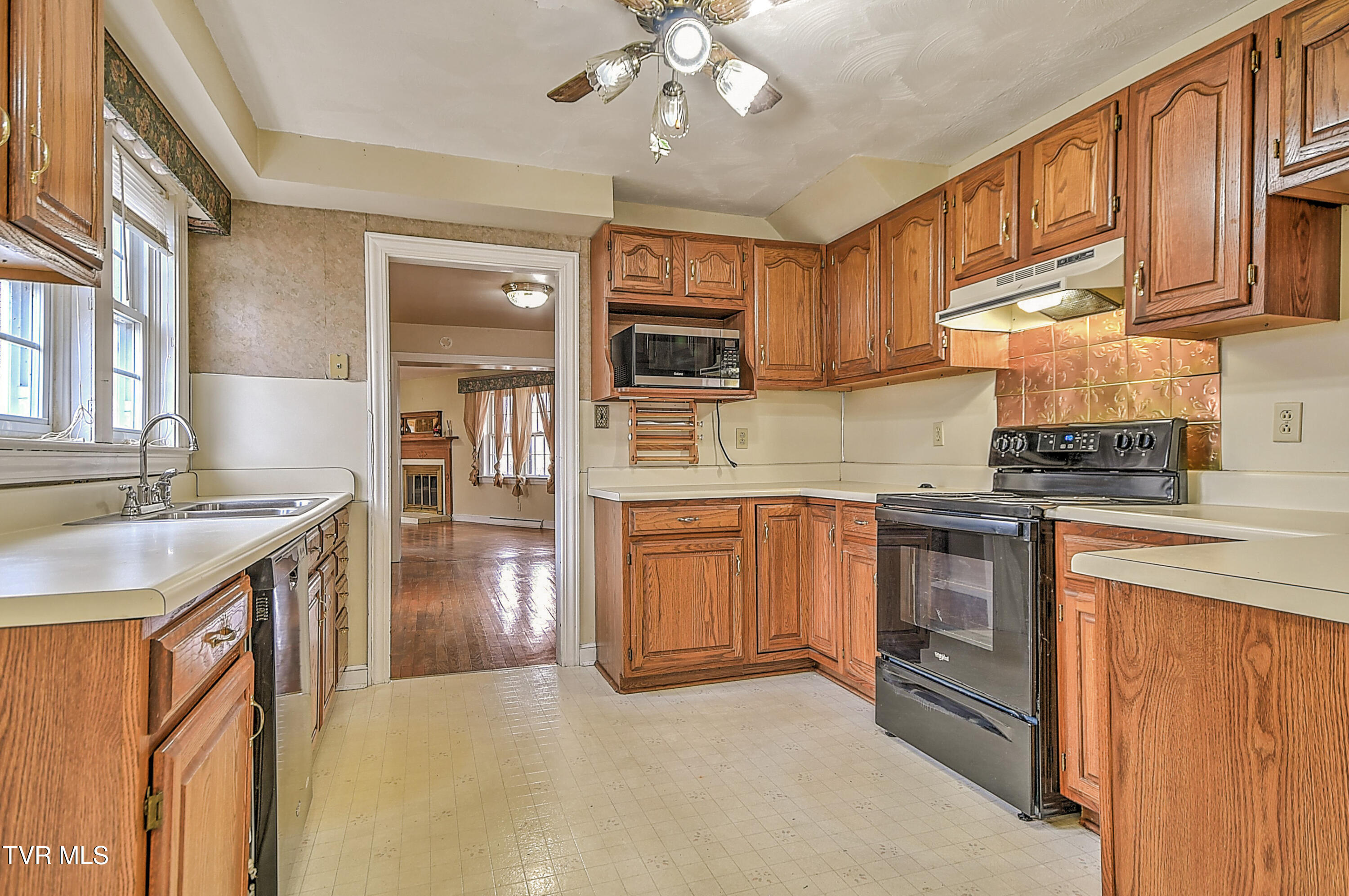 818 Federal Street Kingsport, TN 37664 - Photo 6 of 51 818 Federal PM-32