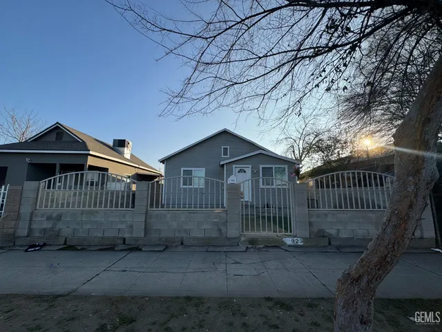 $300,000 | Undisclosed Address, Bakersfield, CA 93305