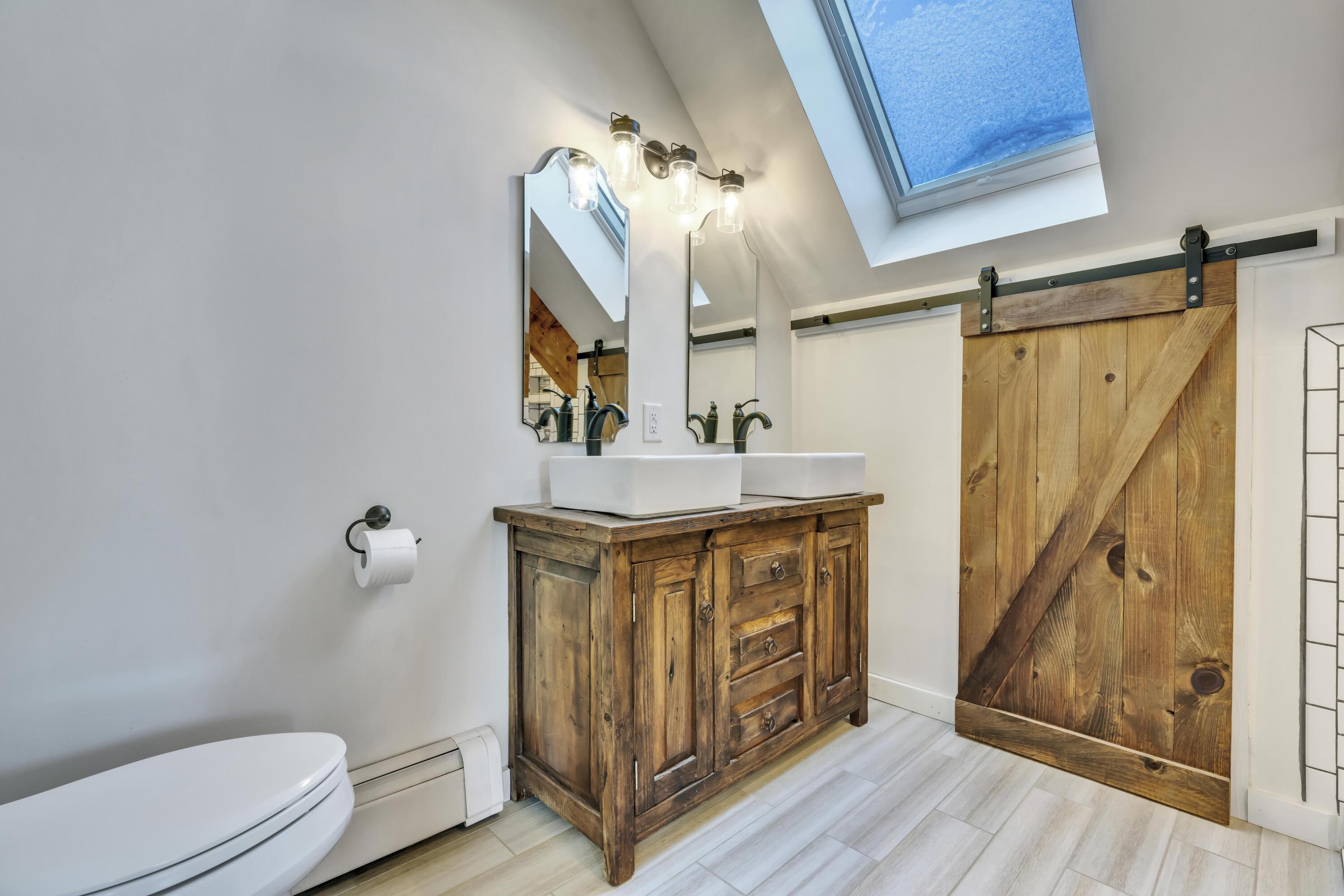 229 Range Road Cumberland, ME 04021 - Photo 20 of 41 Primary Bathroom