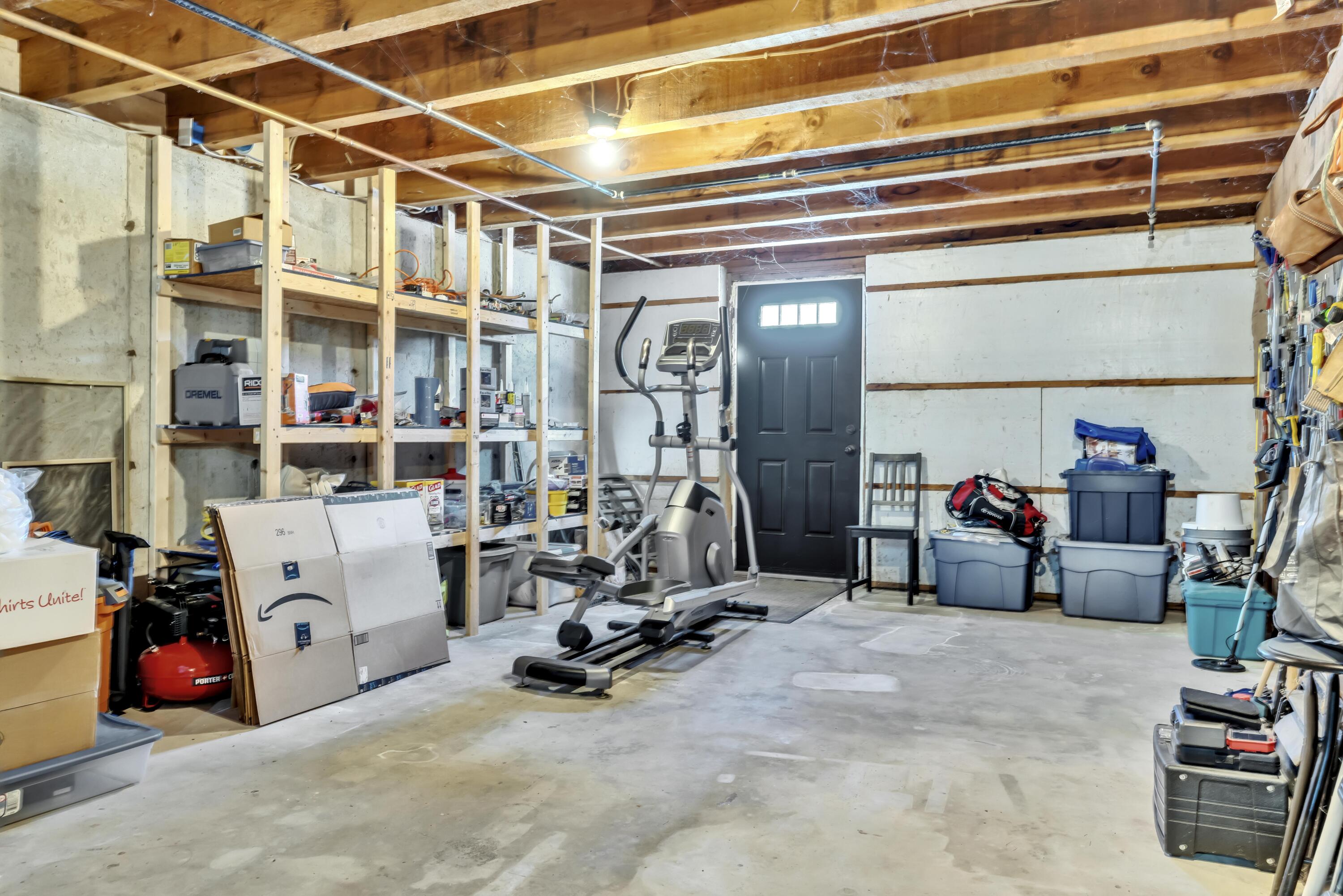 229 Range Road Cumberland, ME 04021 - Photo 32 of 41 Walkout