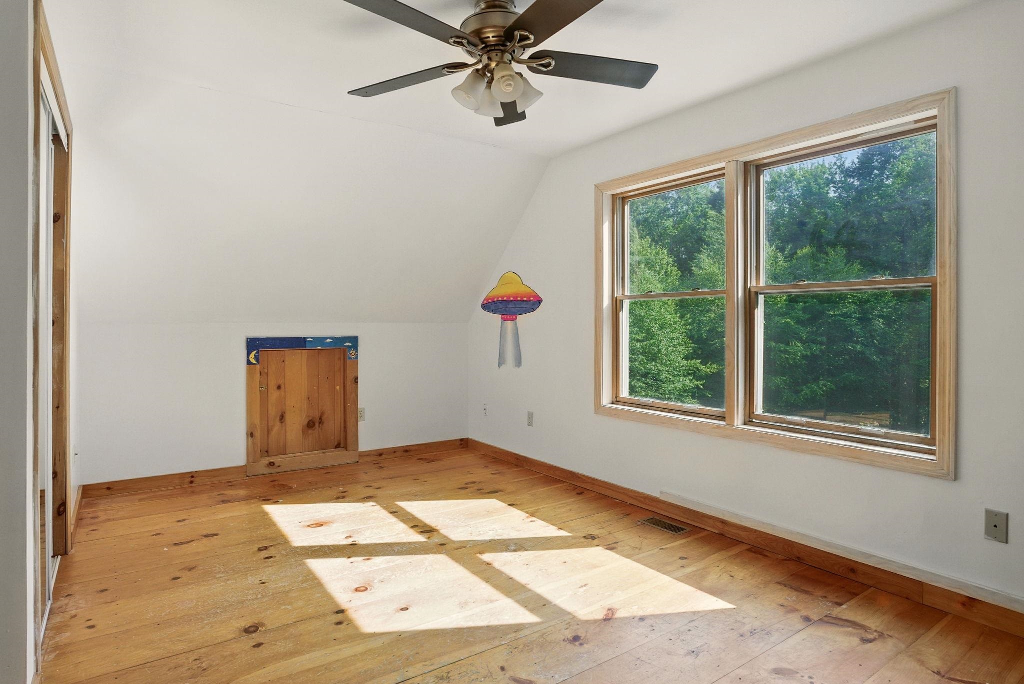 77 Clark Hill Road New Boston, NH 03070 - Photo 13 of 34