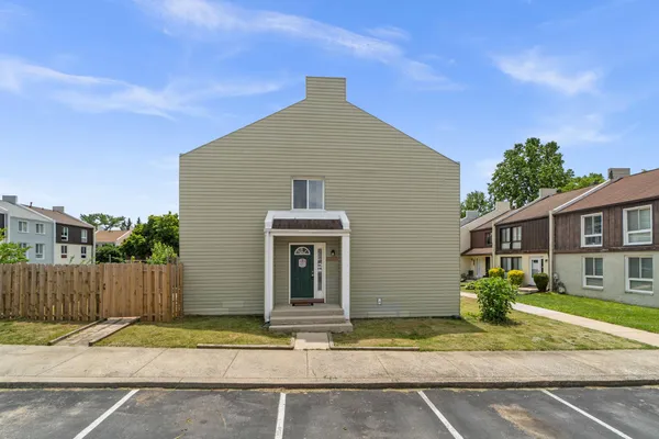$2,750 | 10289 Daystar Court, Columbia, MD 21044