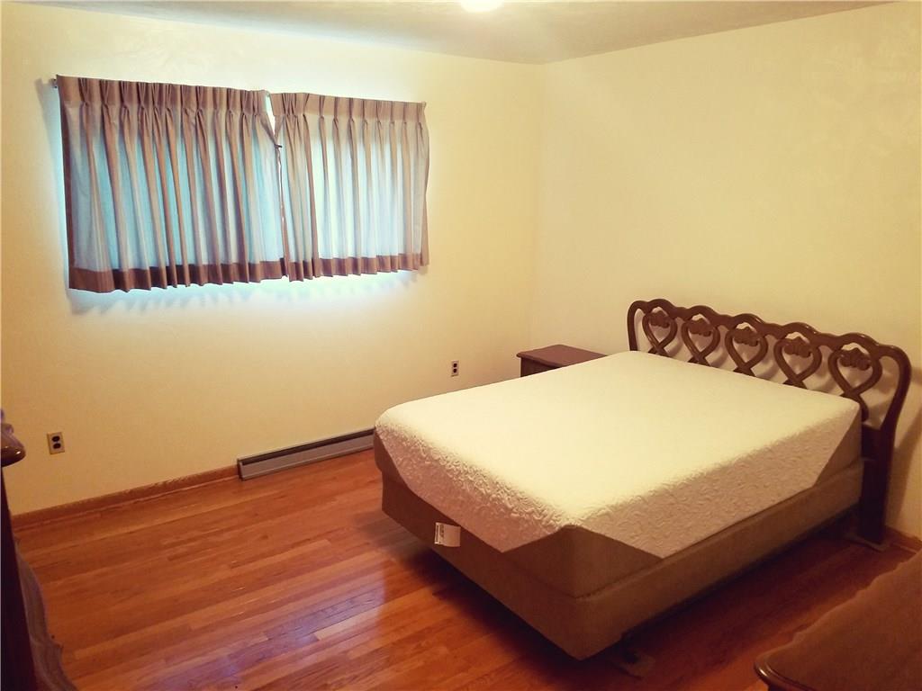 403 Whitestown Road Butler, PA 16001 - Photo 12 of 23 Large room sizes through out (12x12)