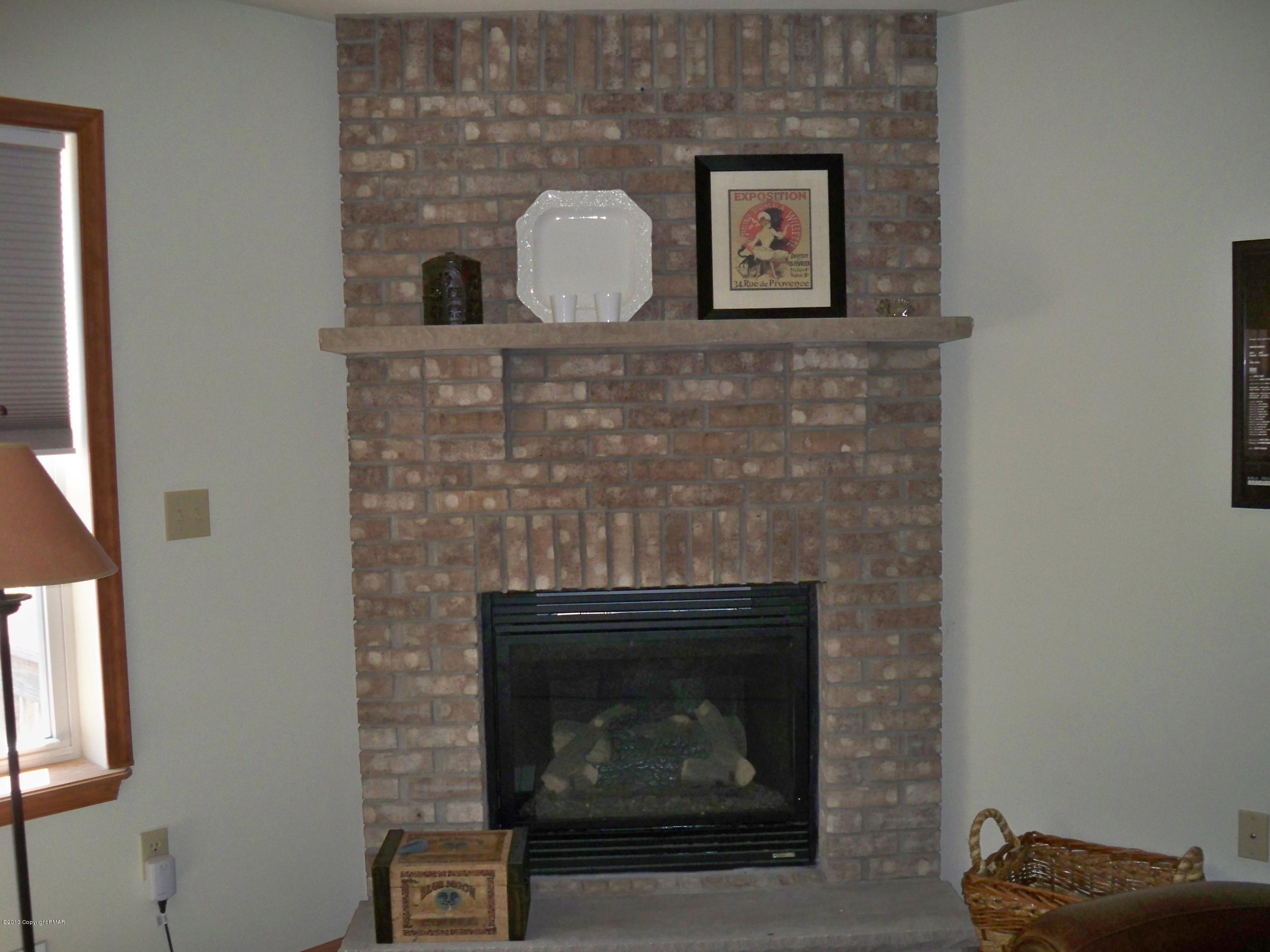 420 Blue Ridge Road Saylorsburg, PA 18353 - Photo 16 of 32