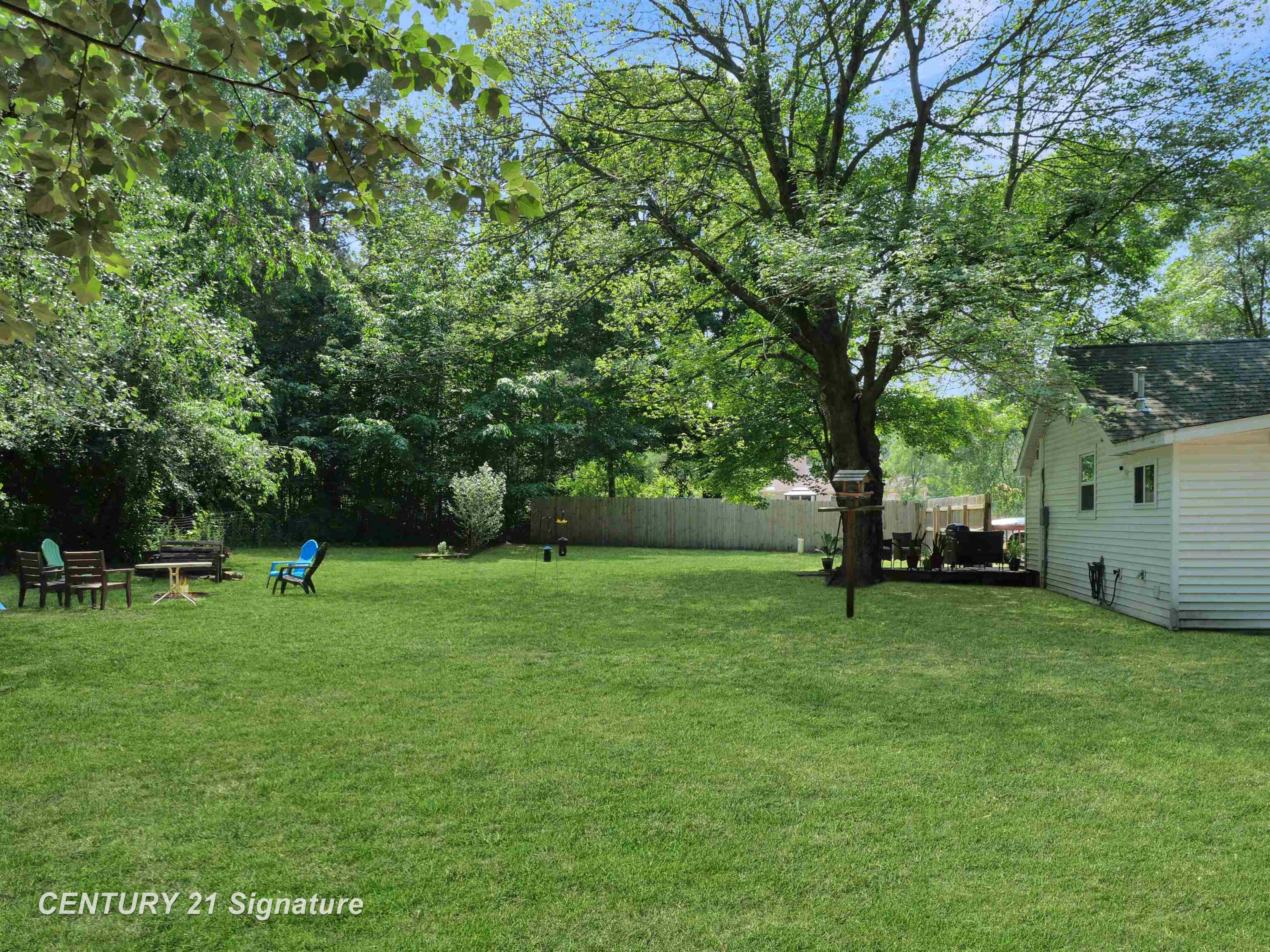 6538 Towerline Road Hope, MI 48628 - Photo 21 of 26 50180880-d044cf3f-ea73-4c8f-bcb3-cbe80c55bff5.JPG