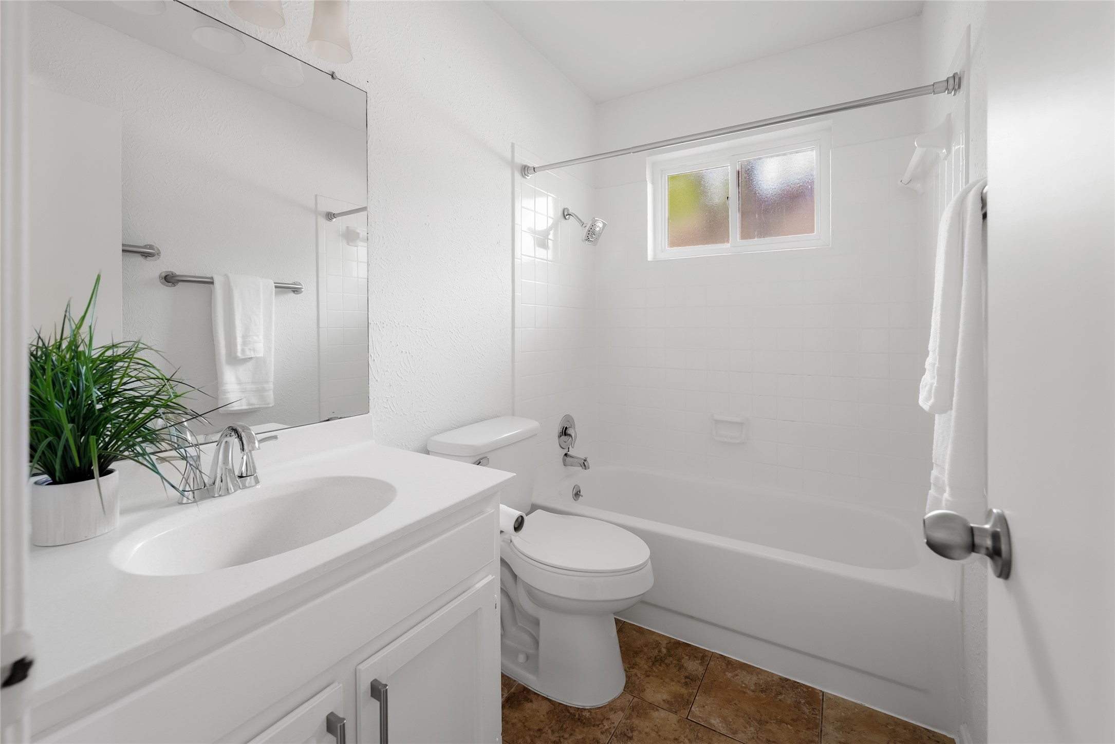 8306 Seminary Ridge Drive Austin, TX 78745 - Photo 16 of 27