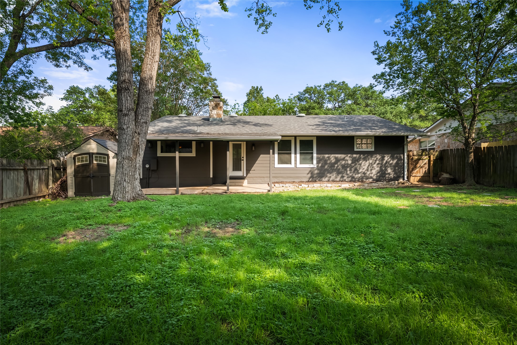 8306 Seminary Ridge Drive Austin, TX 78745 - Photo 20 of 27