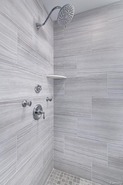 2571 Massoit Road Royal Oak, MI 48073 - Photo 21 of 37 model 20.jpg
