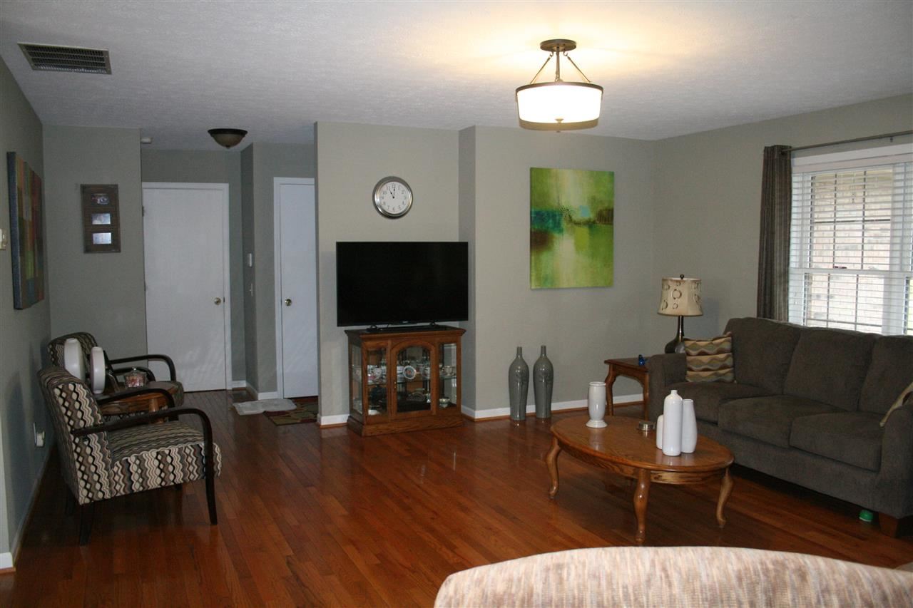 2565 South Meridian Road Mitchell, IN 47446 - Photo 3 of 20