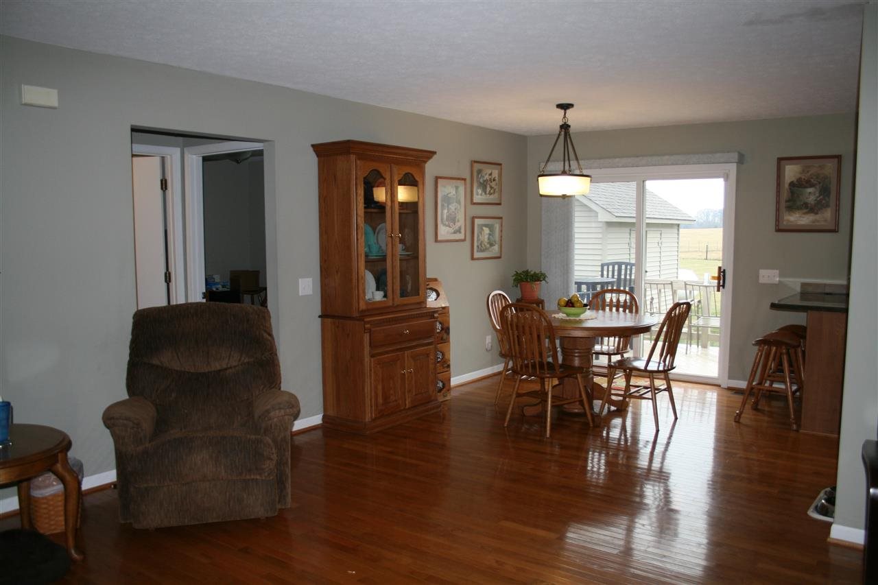 2565 South Meridian Road Mitchell, IN 47446 - Photo 7 of 20