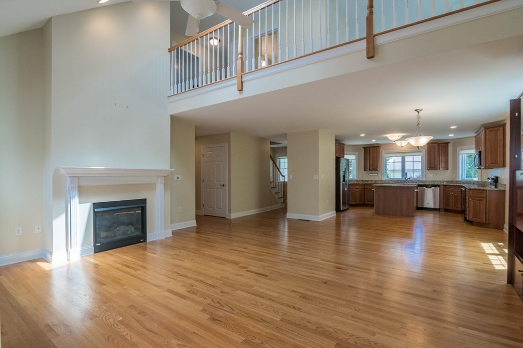 20 Bridge Road, Unit 33 Northampton, MA 01062 - Photo 16 of 38